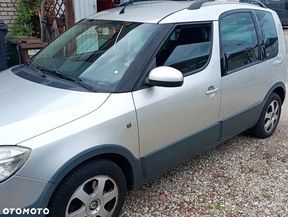Skoda Roomster 1.4 TDI Scout - 11