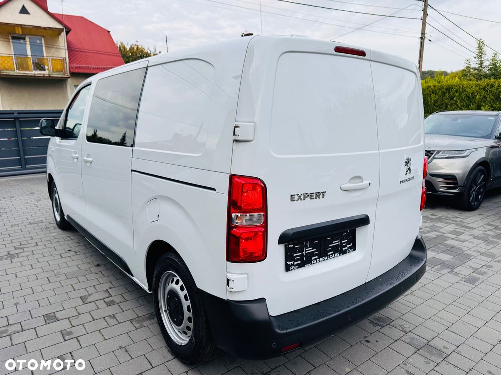 Peugeot Expert Jumpy Scudo Proace Brygadówka 6 osób - 10