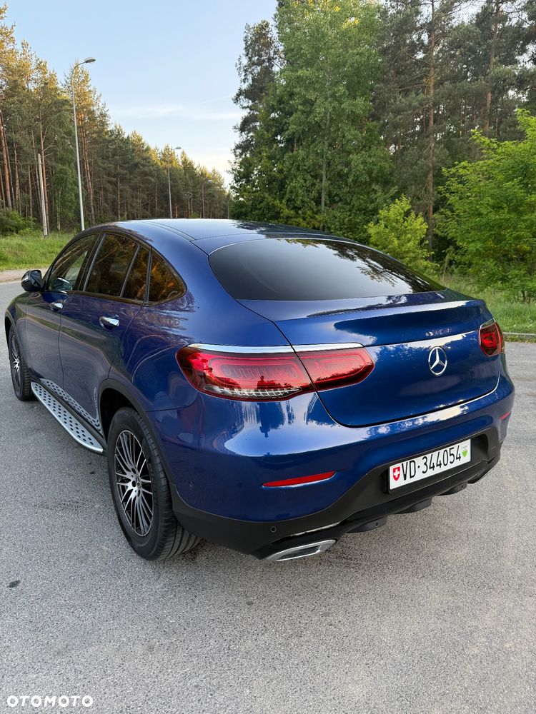 Mercedes-Benz GLC 200 4Matic 9G-TRONIC AMG Line - 19