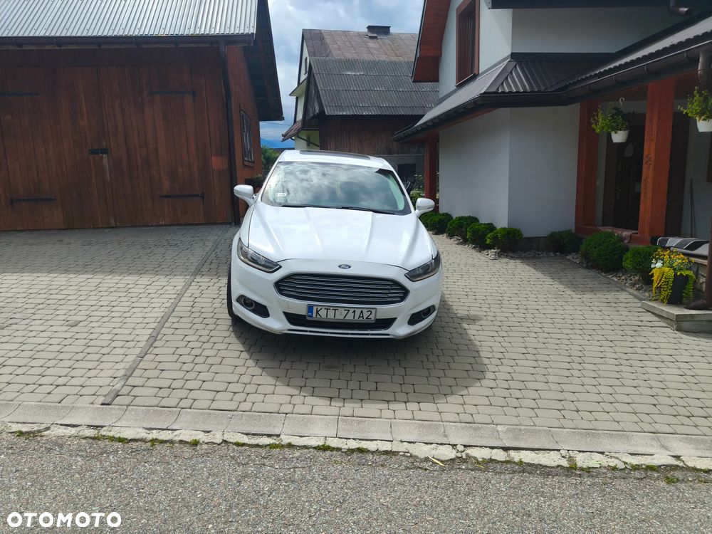 Ford Fusion - 2