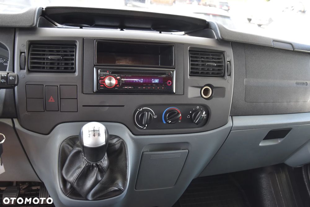 Ford CHAUSSON FLASH 01 - 24