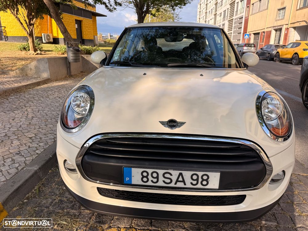 MINI 3 Portas One D - 16