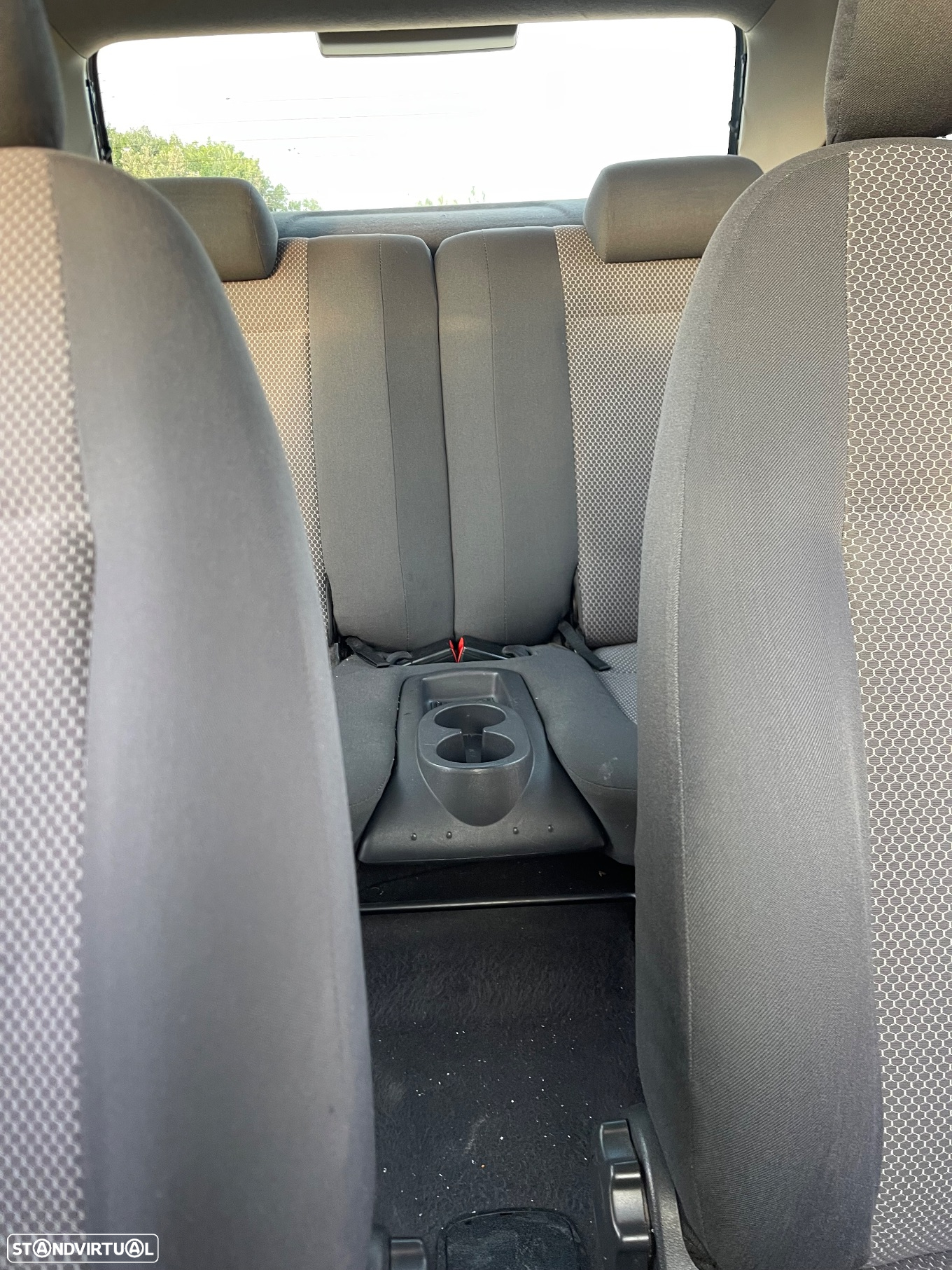 VW Fox 1.4 TDi T.Liso - 10