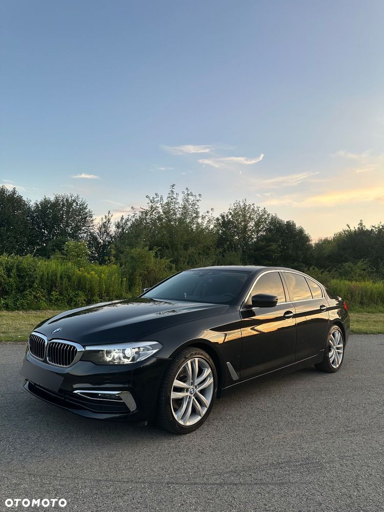 BMW Seria 5 520d Luxury Line sport - 12