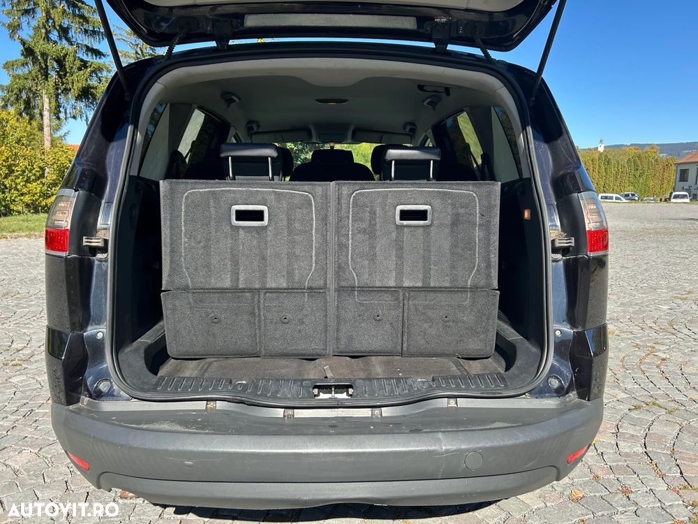 Ford S-Max - 5