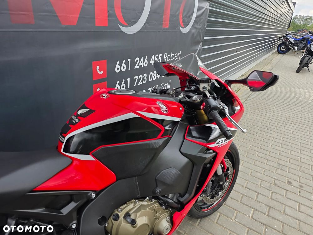 Honda CBR - 11