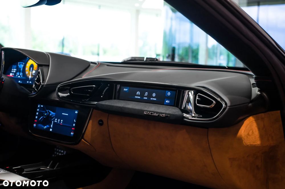 Ferrari 12Cilindri - 15