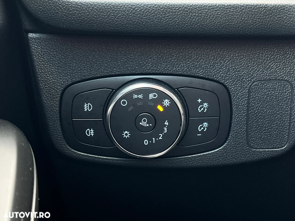 Ford Focus - 20