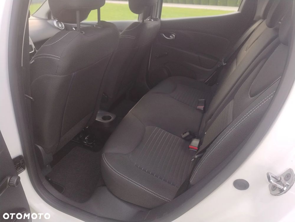 Renault Clio 1.2 16V Limited - 11