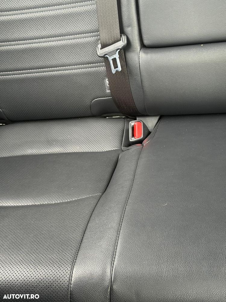 Toyota RAV4 2.5 VVT-iE 4x4 Luxury Premium - 18