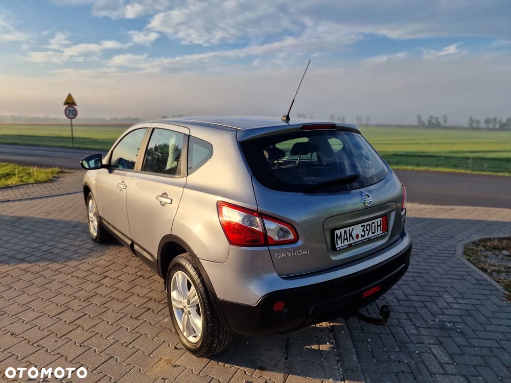 Nissan Qashqai 2.0 dCi 4 x 4 DPF acenta - 13