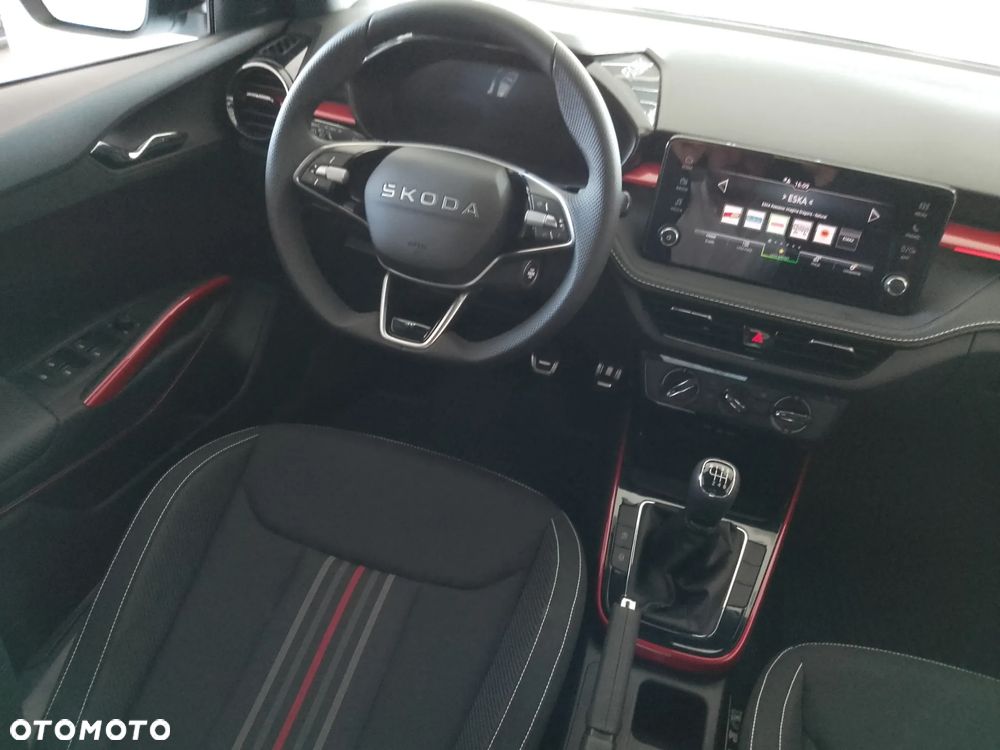 Skoda Fabia 1.0 TSI Monte Carlo - 8