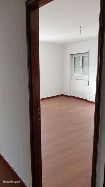 Moradia T3 p/alugar Vilarinho - Grande imagem: 4/11