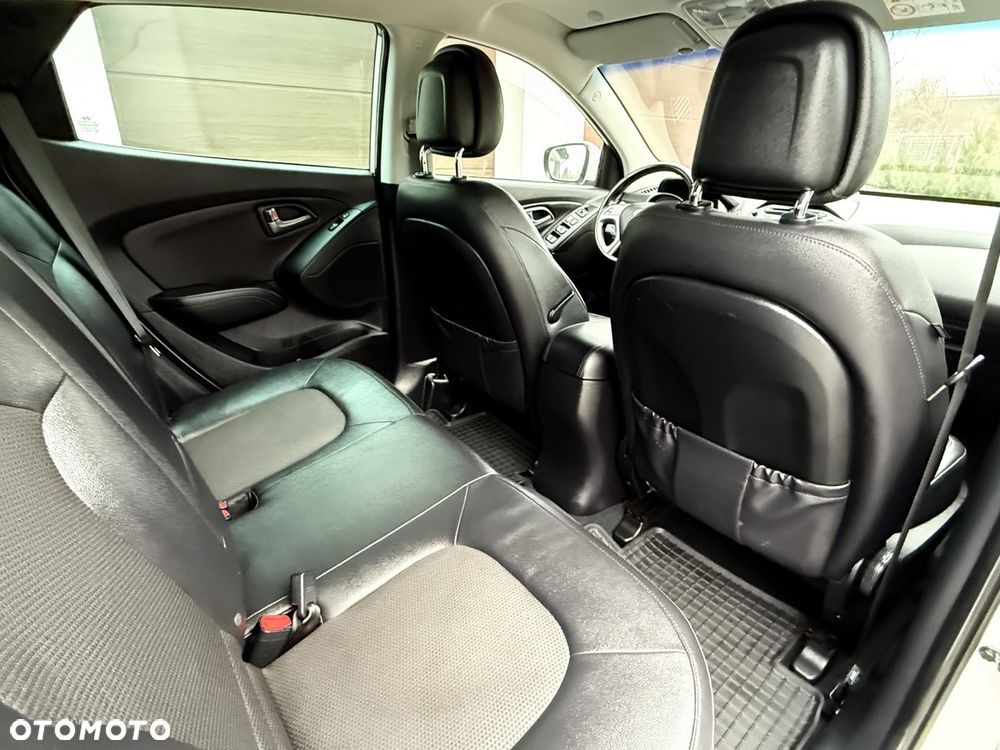 Hyundai ix35 blue 1.6 2WD Finale Gold - 26