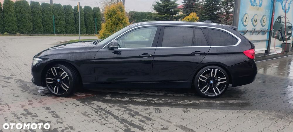 BMW Seria 3 320d Luxury Line - 2