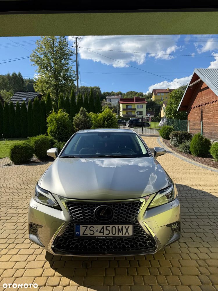 Lexus CT 200h Elegance - 1