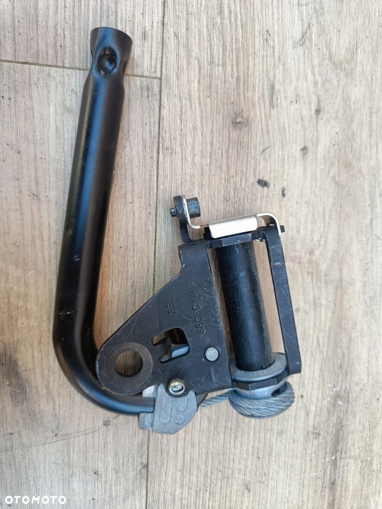 BMW F10 F11 NAPINACZ DOPINACZ PASA PRAWY PRZÓD PRZEDNI 7211594 - 2