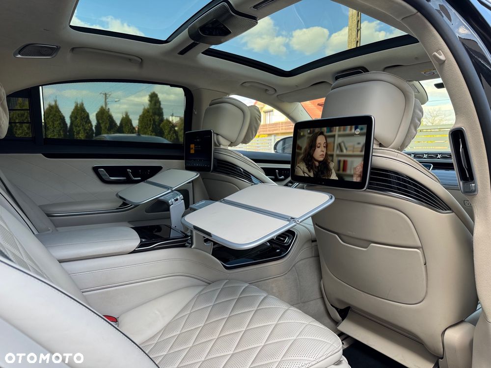 Mercedes-Benz Klasa S 580e 4Matic L 9G-TRONIC - 22