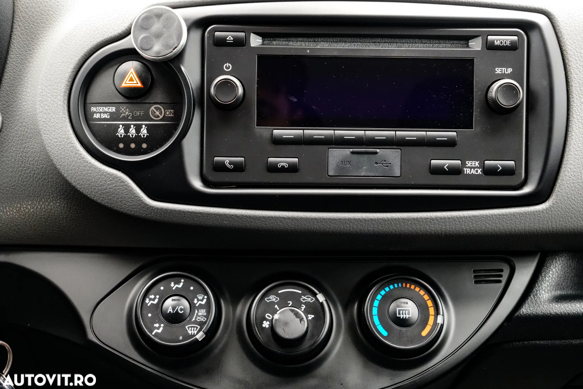 Toyota Yaris 1.0 L Eco - 20