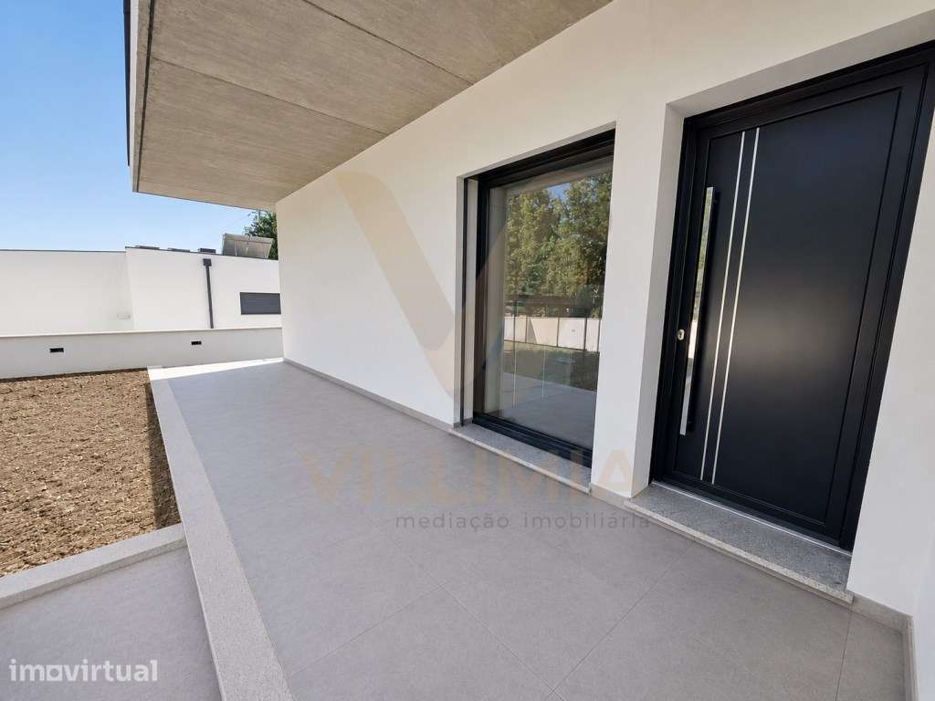 Moradia T4 Nova | Arcos de Valdevez - Grande imagem: 5/32