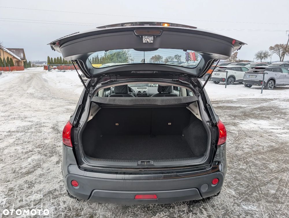 Nissan Qashqai 1.6 visia - 35