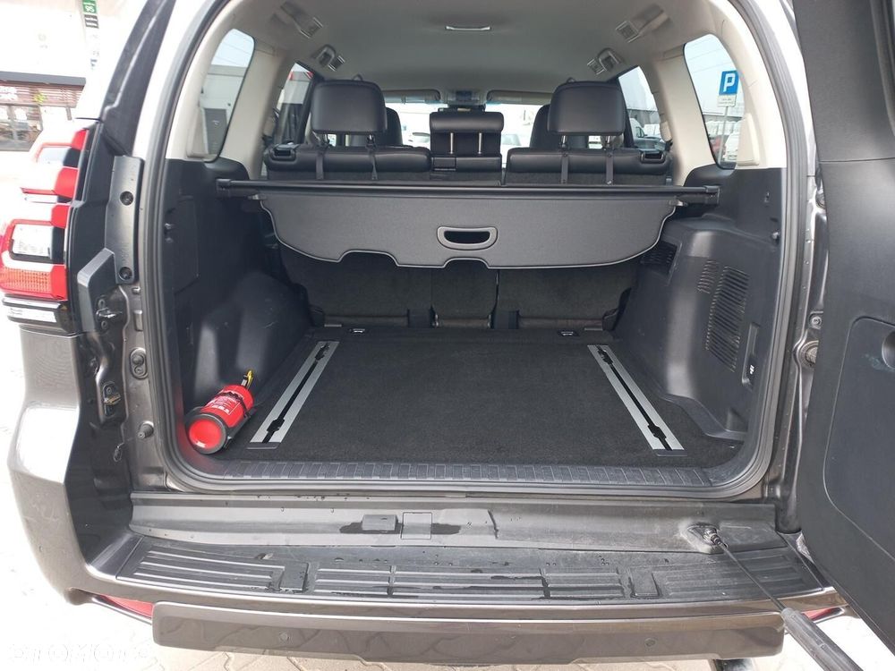 Toyota Land Cruiser LC 2.8 D-4D Invincible - 12