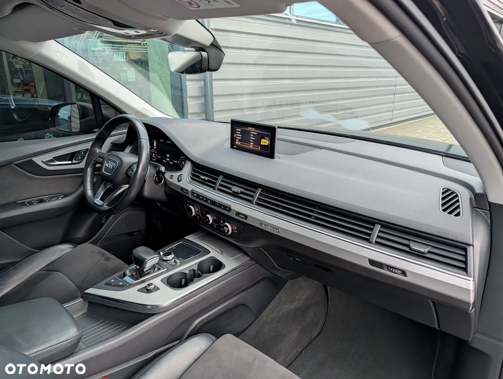 Audi Q7 - 14