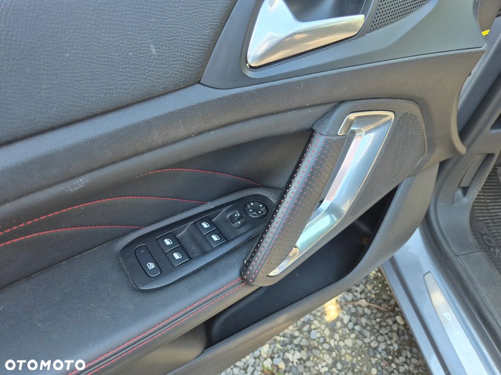 Peugeot 308 PureTech 130 GPF EAT8 Stop & Start GT Pack - 6