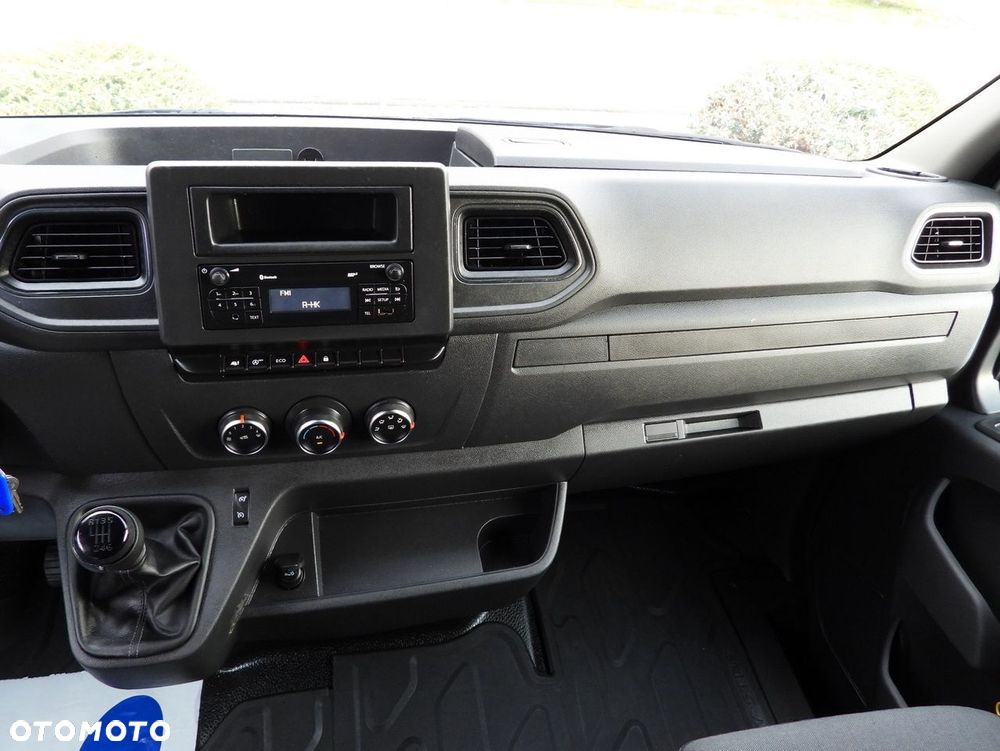 Renault MASTER PLANDEKA 10 PALET WEBASTO TEMPOMAT LEDY PNEUMATYKA KLIMATYZACJA  165KM - 33