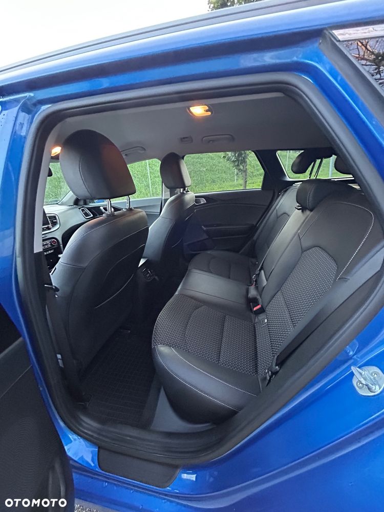 Kia Ceed 1.5 T-GDI Business Line Plus - 28