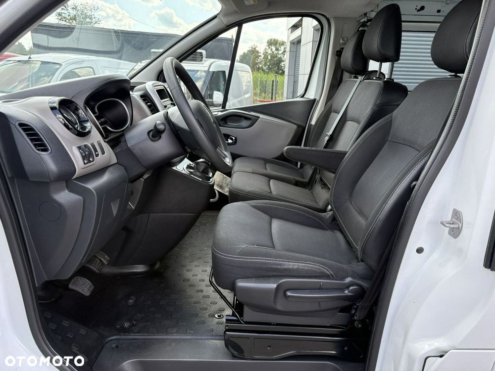 Renault Trafic - 9
