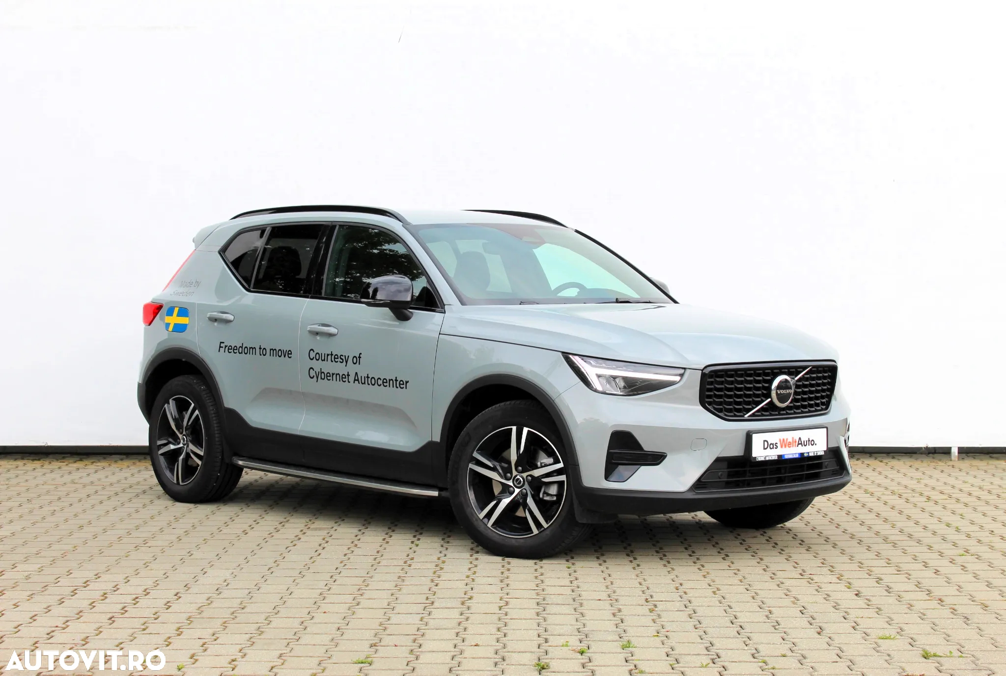 Volvo XC 40 B3 AT FWD MHEV Plus Dark - 7