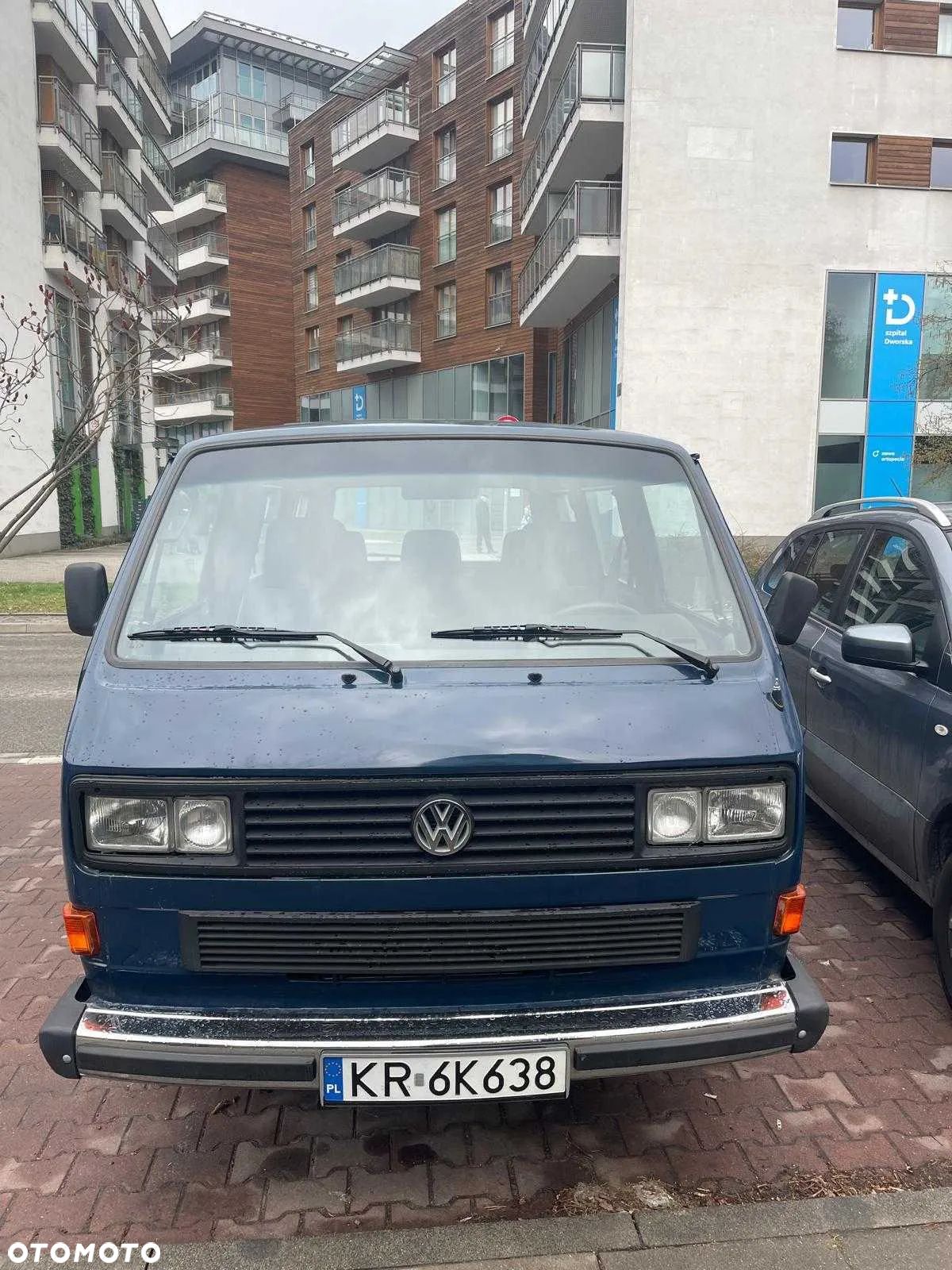 Volkswagen Transporter - 1