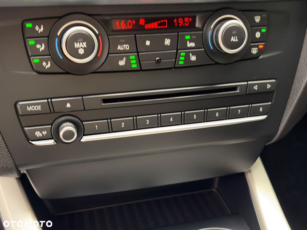 BMW X3 xDrive20d - 32
