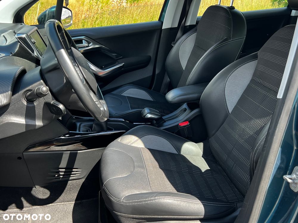 Peugeot 2008 PureTech 82 Allure - 6