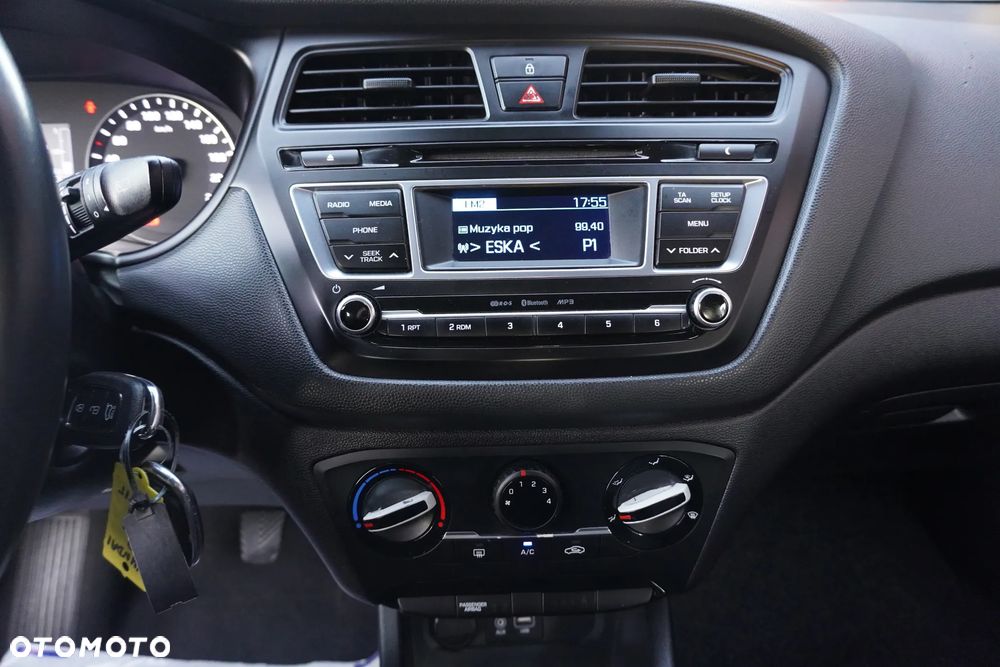 Hyundai i20 1.25 Classic + - 19