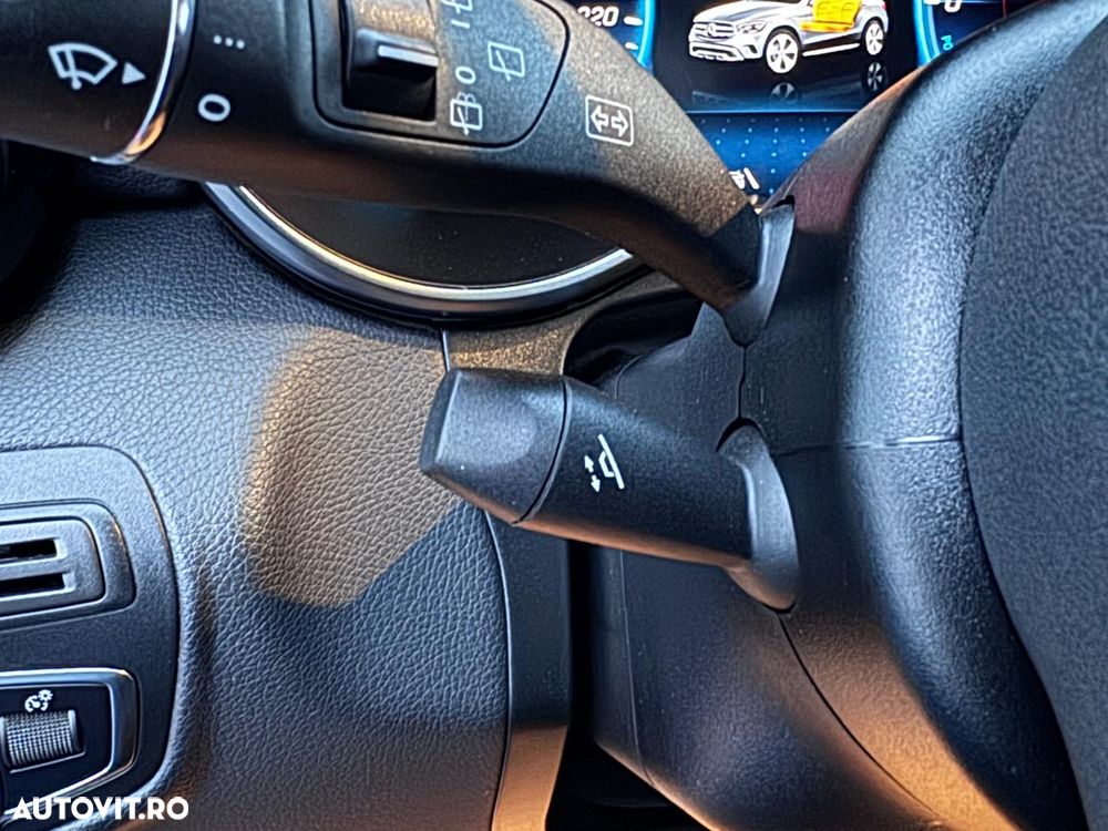 Mercedes-Benz GLC - 34