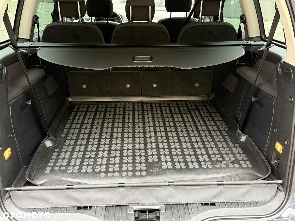 Ford Galaxy 2.0 TDCi Titanium - 39