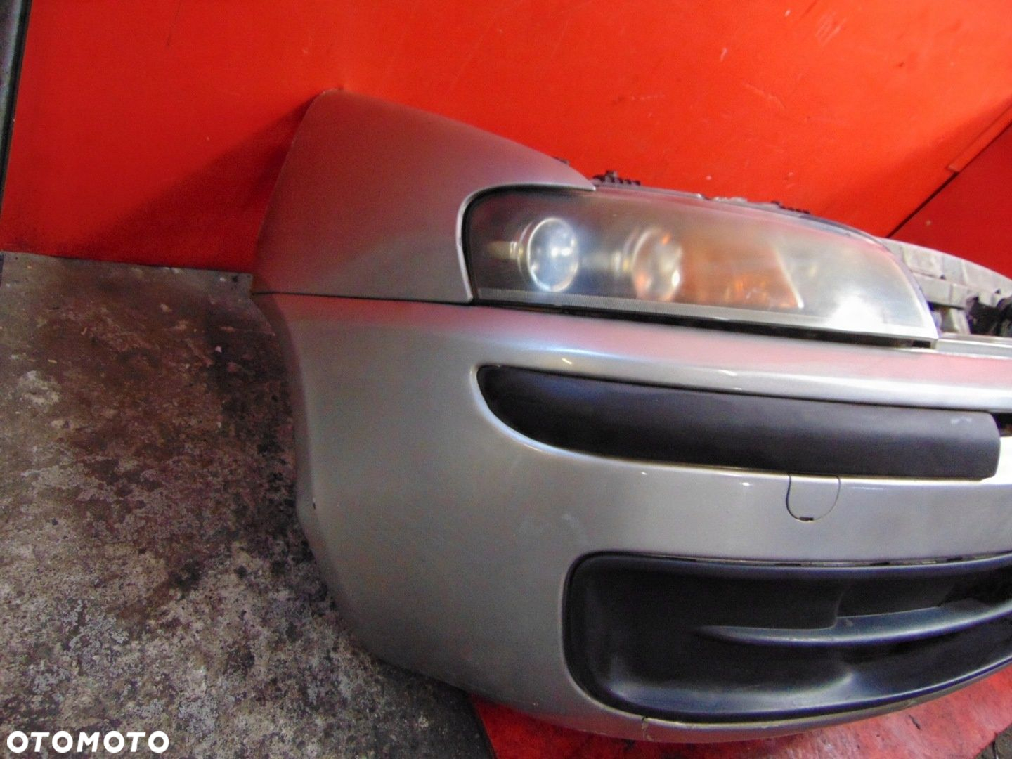 FIAT PUNTO II 1.2 5D 99- PAS PRZEDNI ZDERZAK LAMPY CHŁODNICA WENTYLATOR 647 - 2