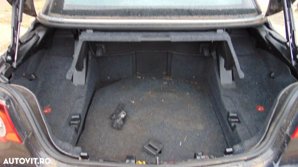 Mocheta portbagaj VW Eos 2006-2015 dezmembrez eos 2.0 fsi manual - 1