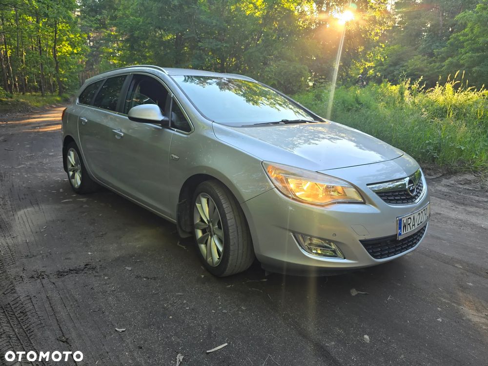 Opel Astra 1.4 T Cosmo - 1