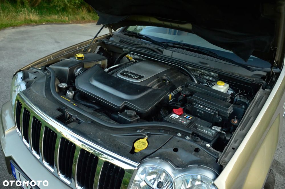 Jeep Grand Cherokee 5.7 V8 HEMI Automatik Limited - 30