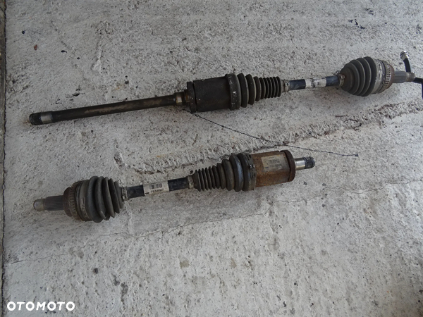 BMW E61 E60 PÓŁOSIE PRZÓD PÓŁOŚ XDRIVE 4x4