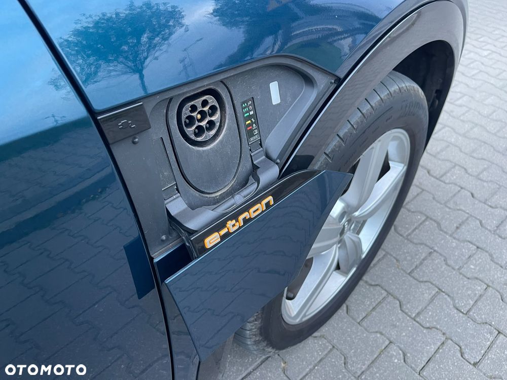 Audi e-tron 55 Quattro S Line - 25