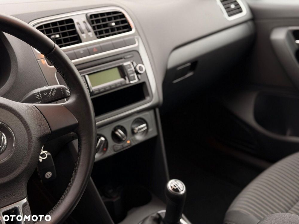 Volkswagen Polo 1.4 16V Highline - 12