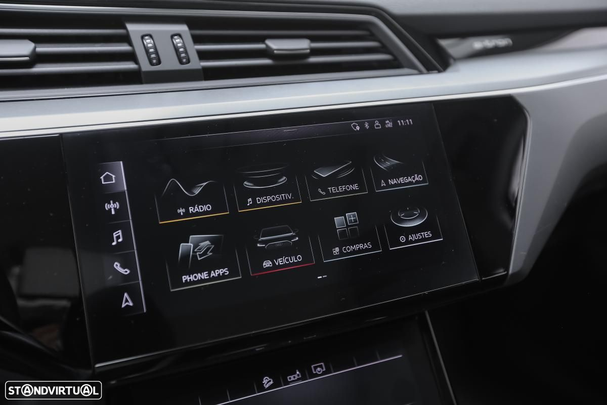 Audi e-tron 55 quattro - 22