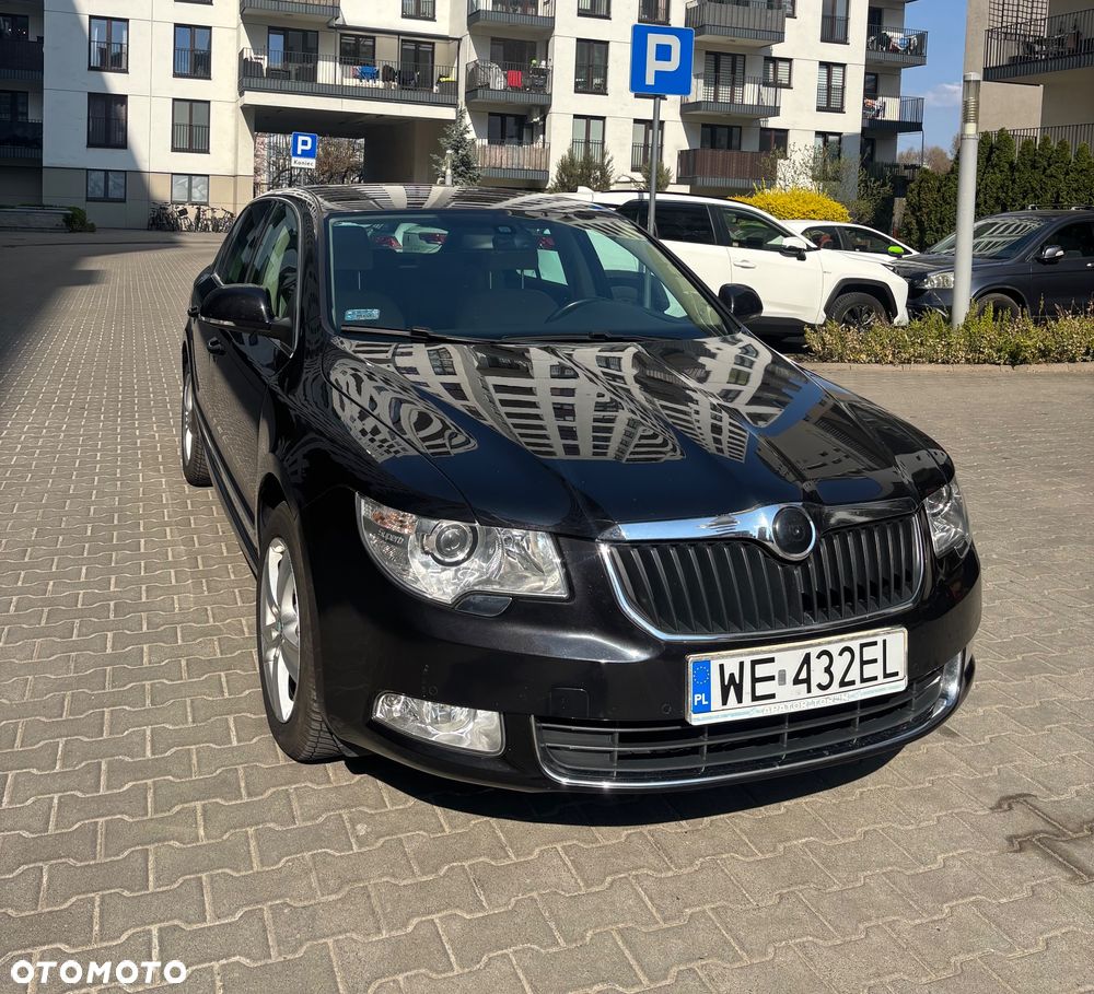 Skoda Superb 1.8 TSI Elegance DSG - 8