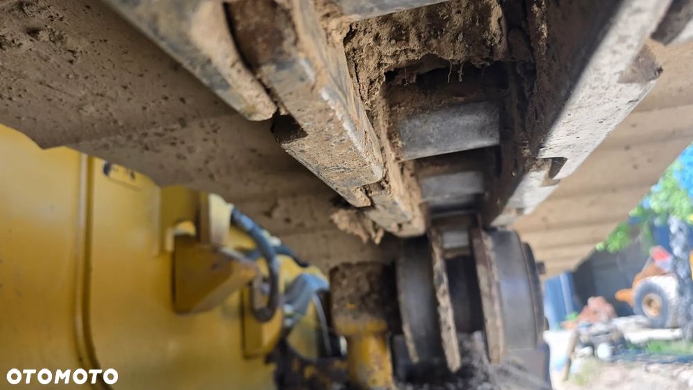 Caterpillar D5 - 8