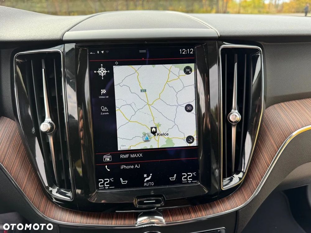 Volvo XC 60 D4 Momentum - 3