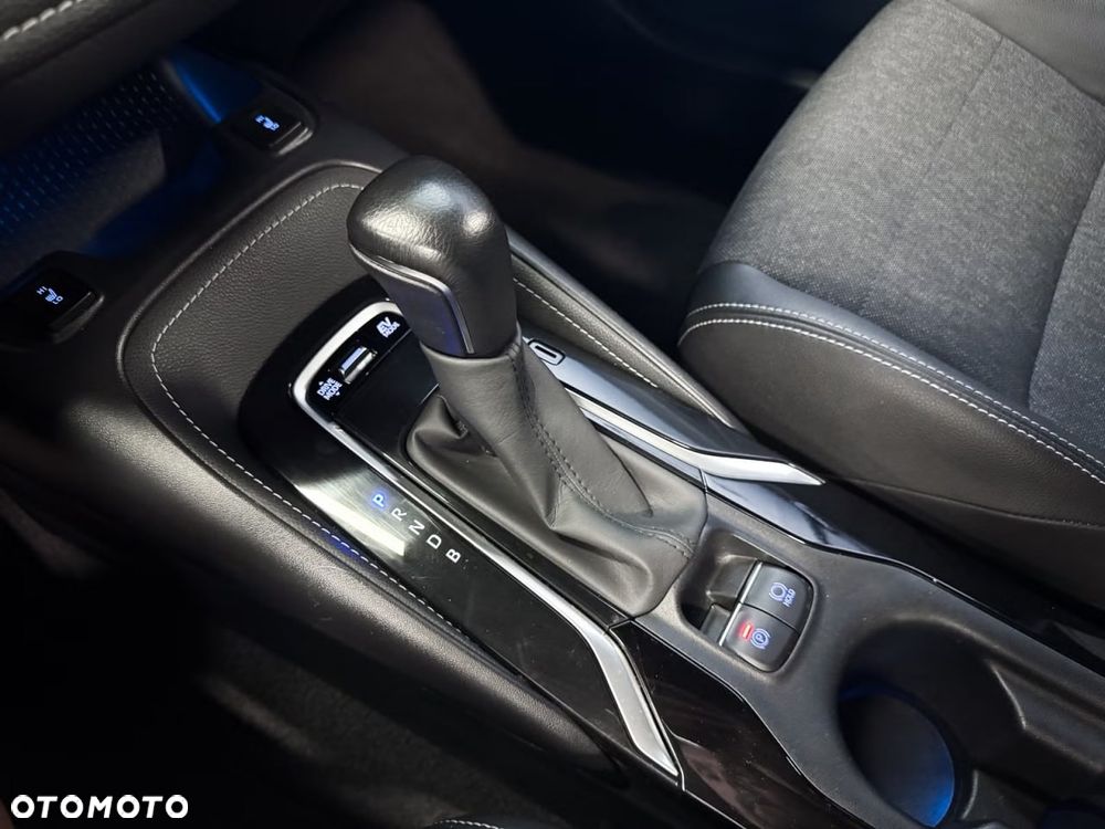 Toyota Corolla 1.8 Hybrid Comfort - 11